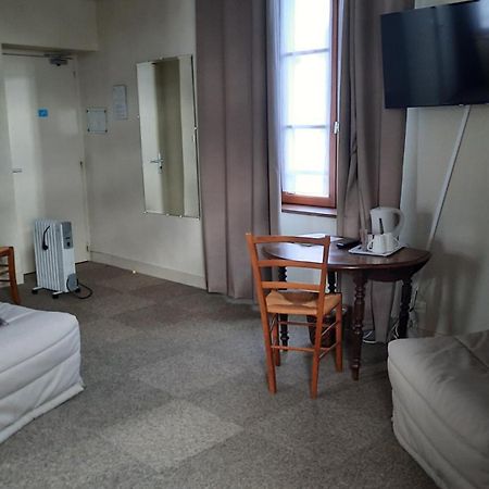 Auberge La Source - Logis Hotels Cieux Bagian luar foto