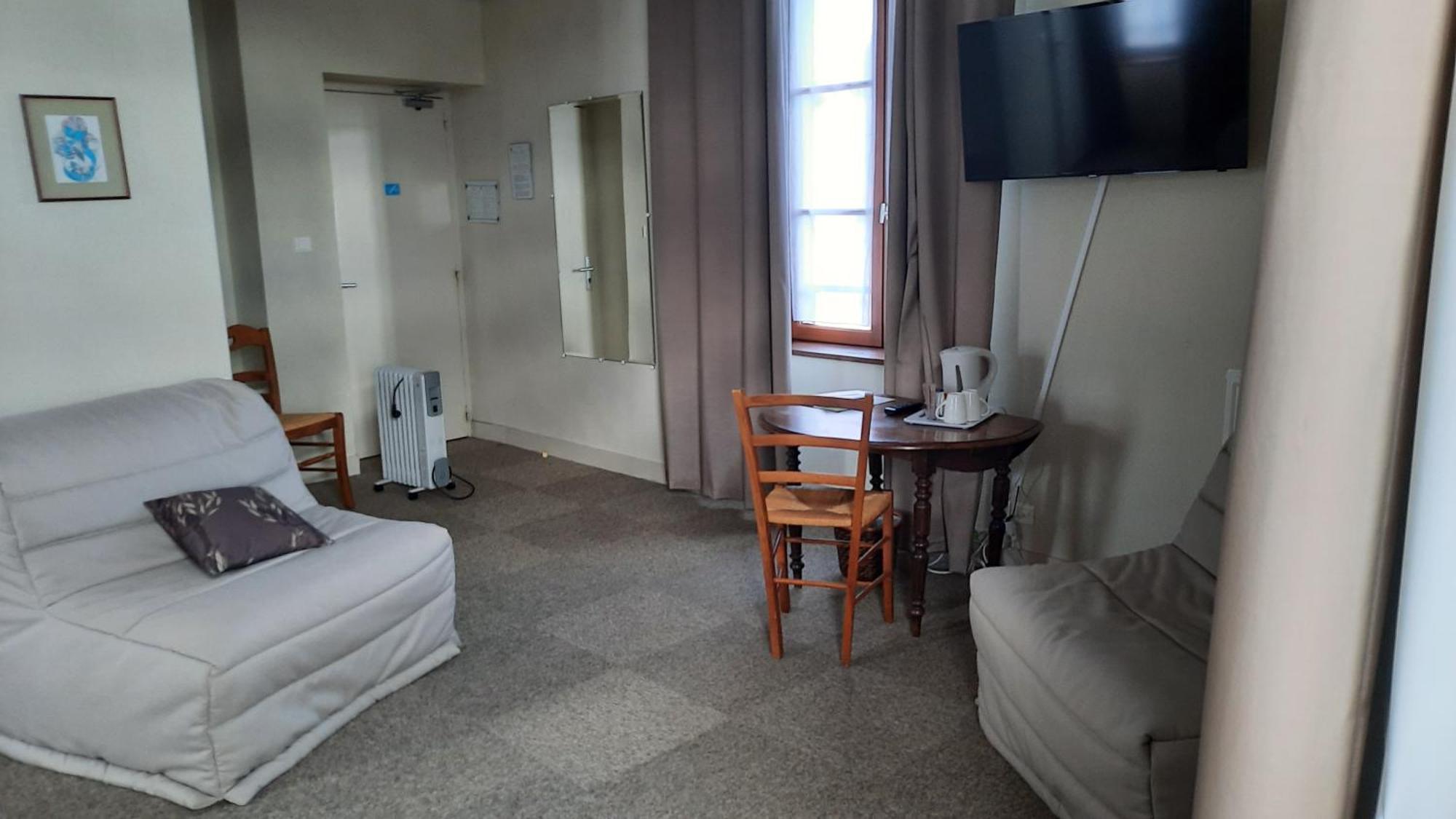 Auberge La Source - Logis Hotels Cieux Bagian luar foto