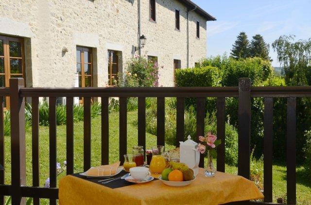 Auberge La Source - Logis Hotels Cieux Bagian luar foto